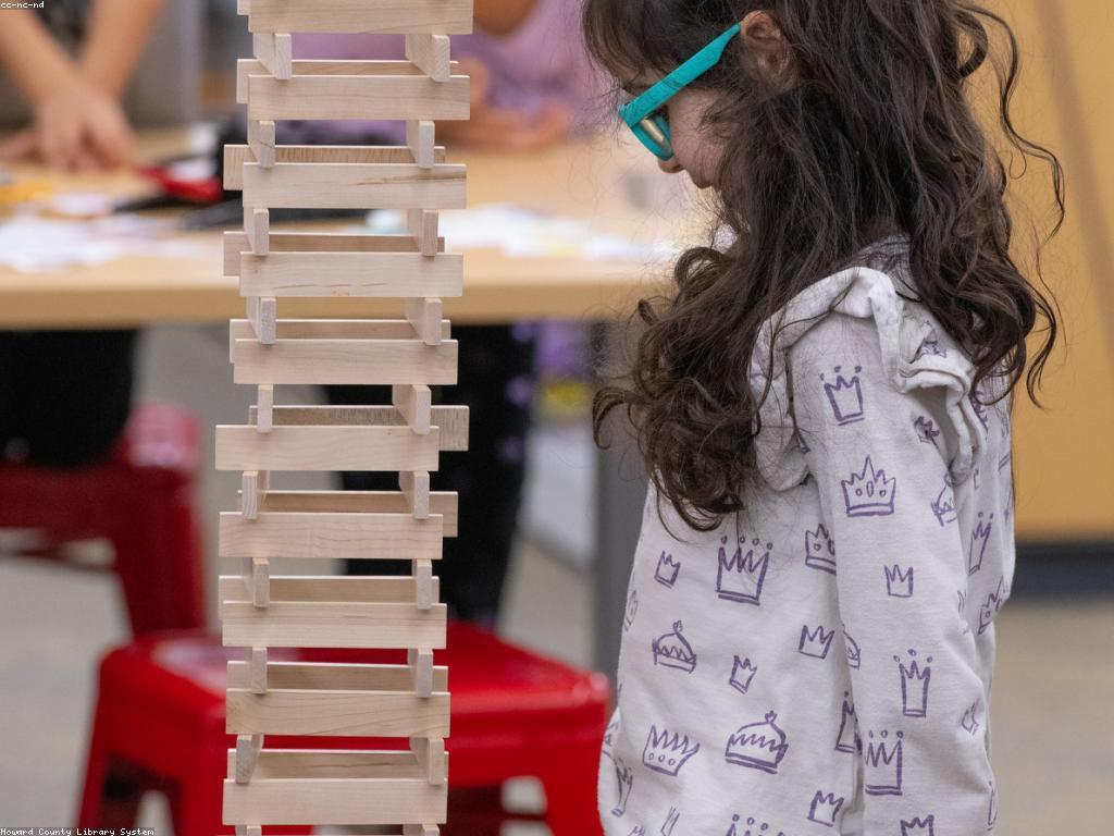 គំនិតលេងច្នៃប្រឌិតសម្រាប់មហាជនគ្រប់វ័យ